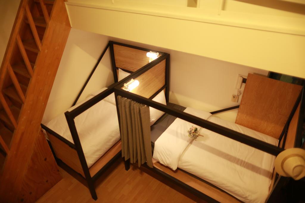 Guest house Yolo In Hongdae Seoul