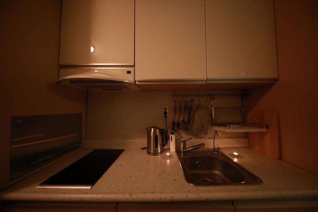 Yolo In Hongdae Guest house